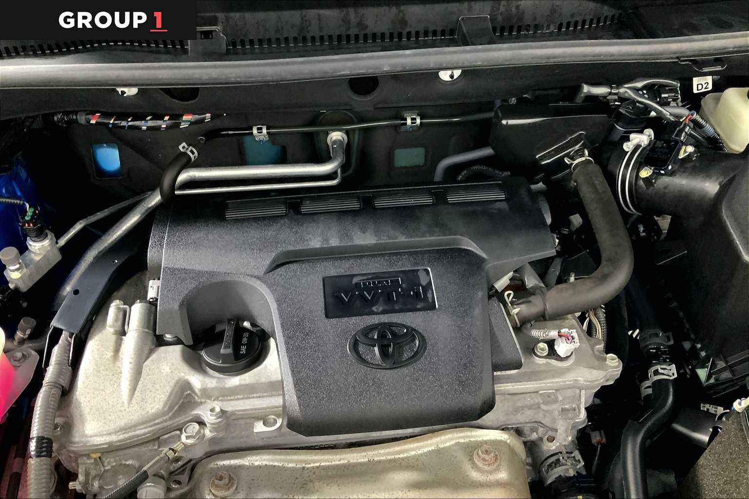 Used 2017 Toyota RAV4 SE image 32