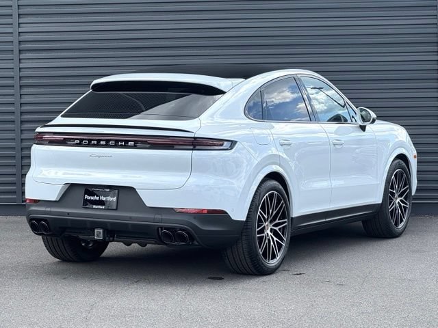 New 2026 Porsche Cayenne Coupe AWD/4WD image 7