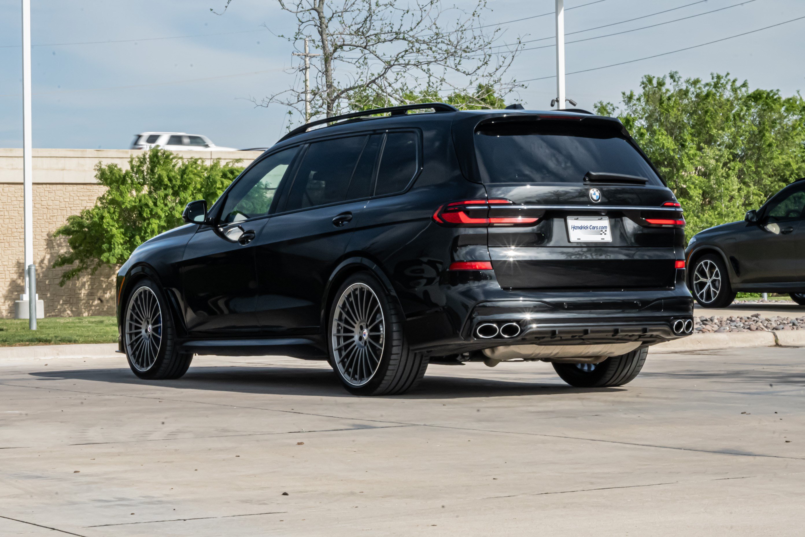 Used 2025 BMW ALPINA XB7 AWD/4WD image 7