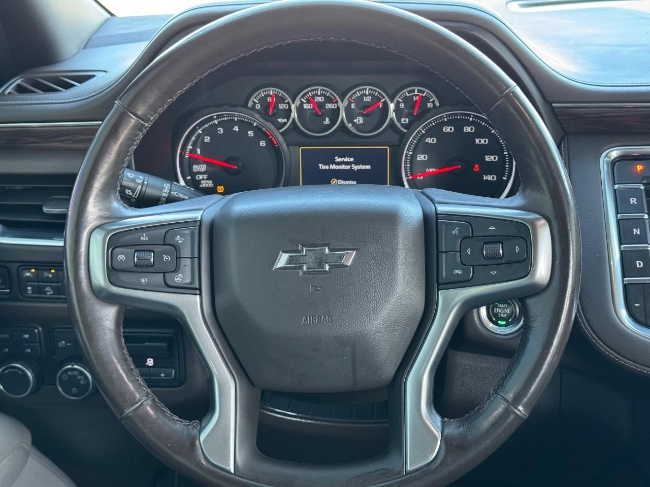 Used 2021 Chevrolet Suburban Z71 w/ Z71 Signature Package image 14