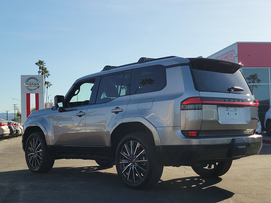 Used 2024 Lexus GX 550 w/ Accessory Package (31) image 2