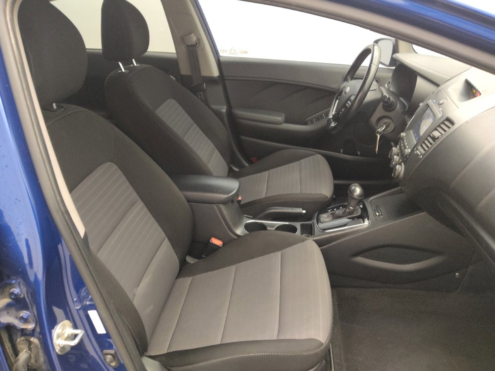 Used 2018 Kia Forte S image 21