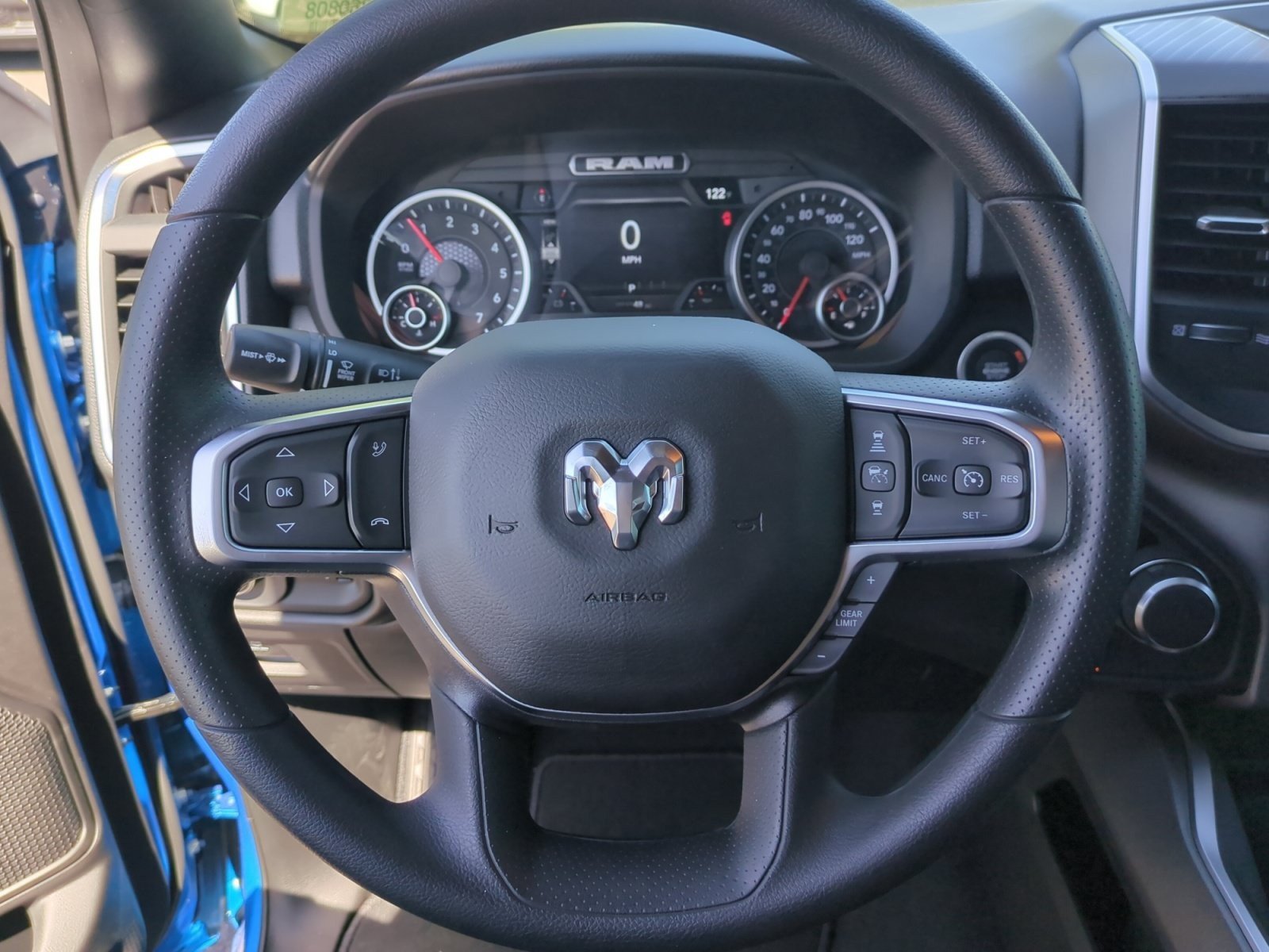 New 2026 RAM 1500 Express AWD/4WD image 9