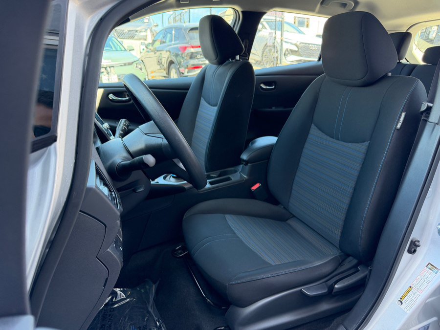 Used 2025 Nissan Leaf S FWD image 17