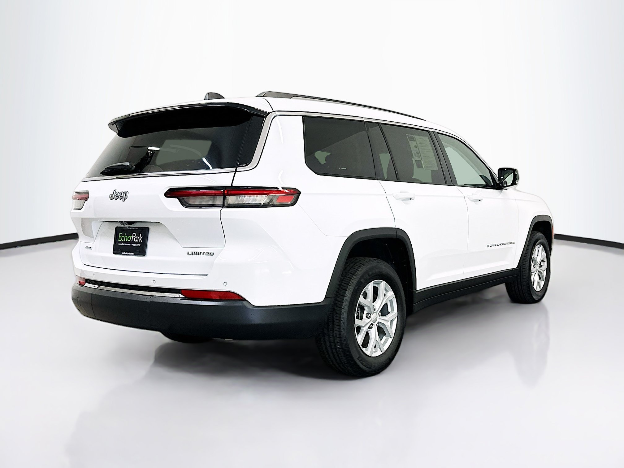 Used 2023 Jeep Grand Cherokee L Limited w/ Trailer Tow Group (B) AWD/4WD image 9