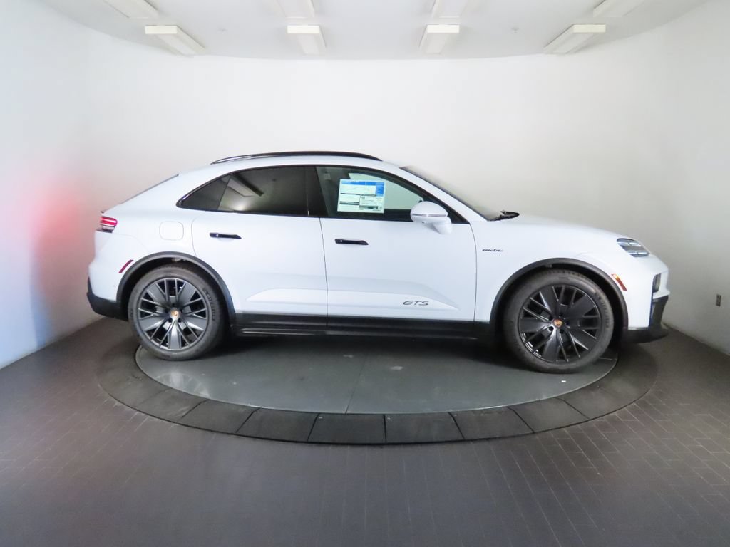 New 2026 Porsche Macan GTS Electric AWD/4WD image 8