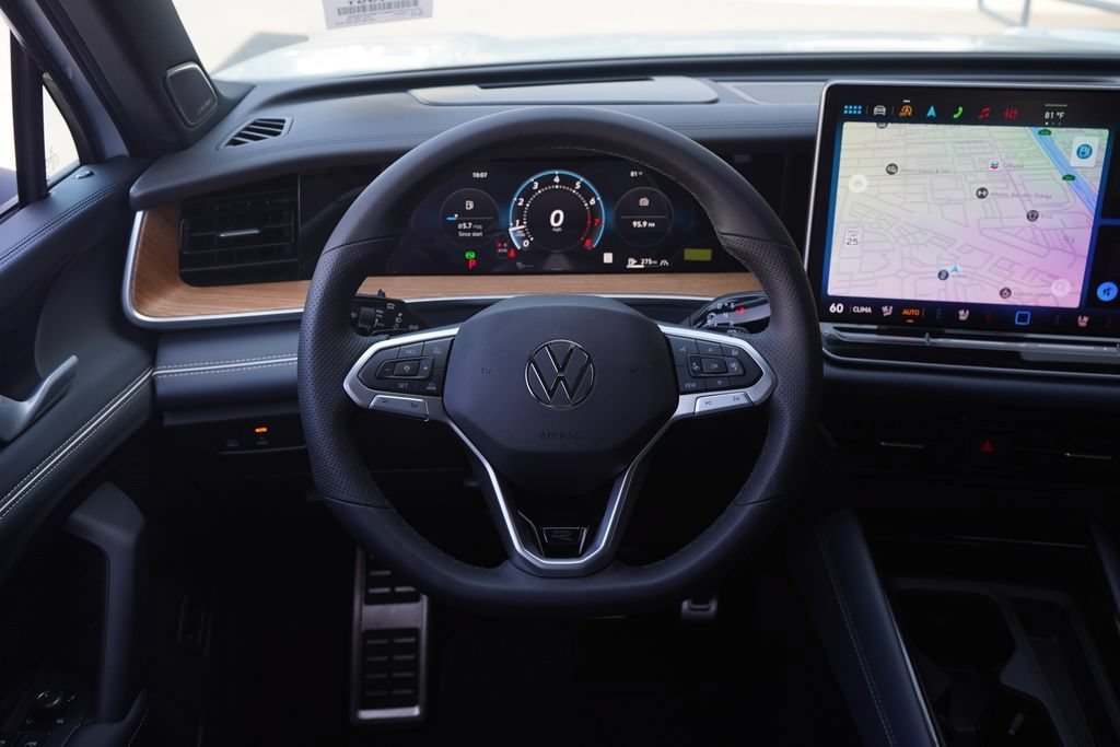 New 2026 Volkswagen Tiguan SEL R-Line AWD/4WD image 9