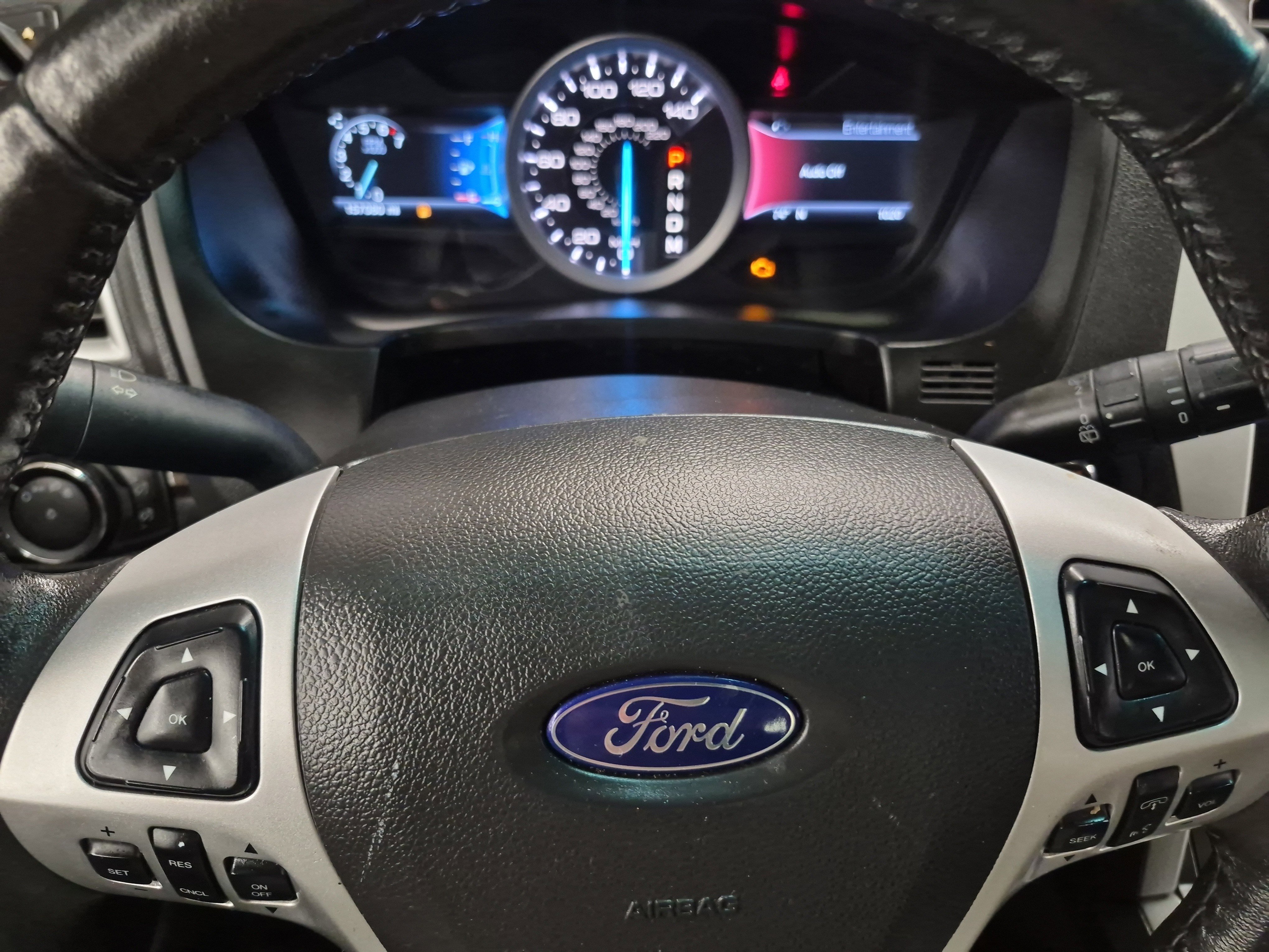 Used 2015 Ford Explorer Limited w/ Equipment Group 301A FWD image 28
