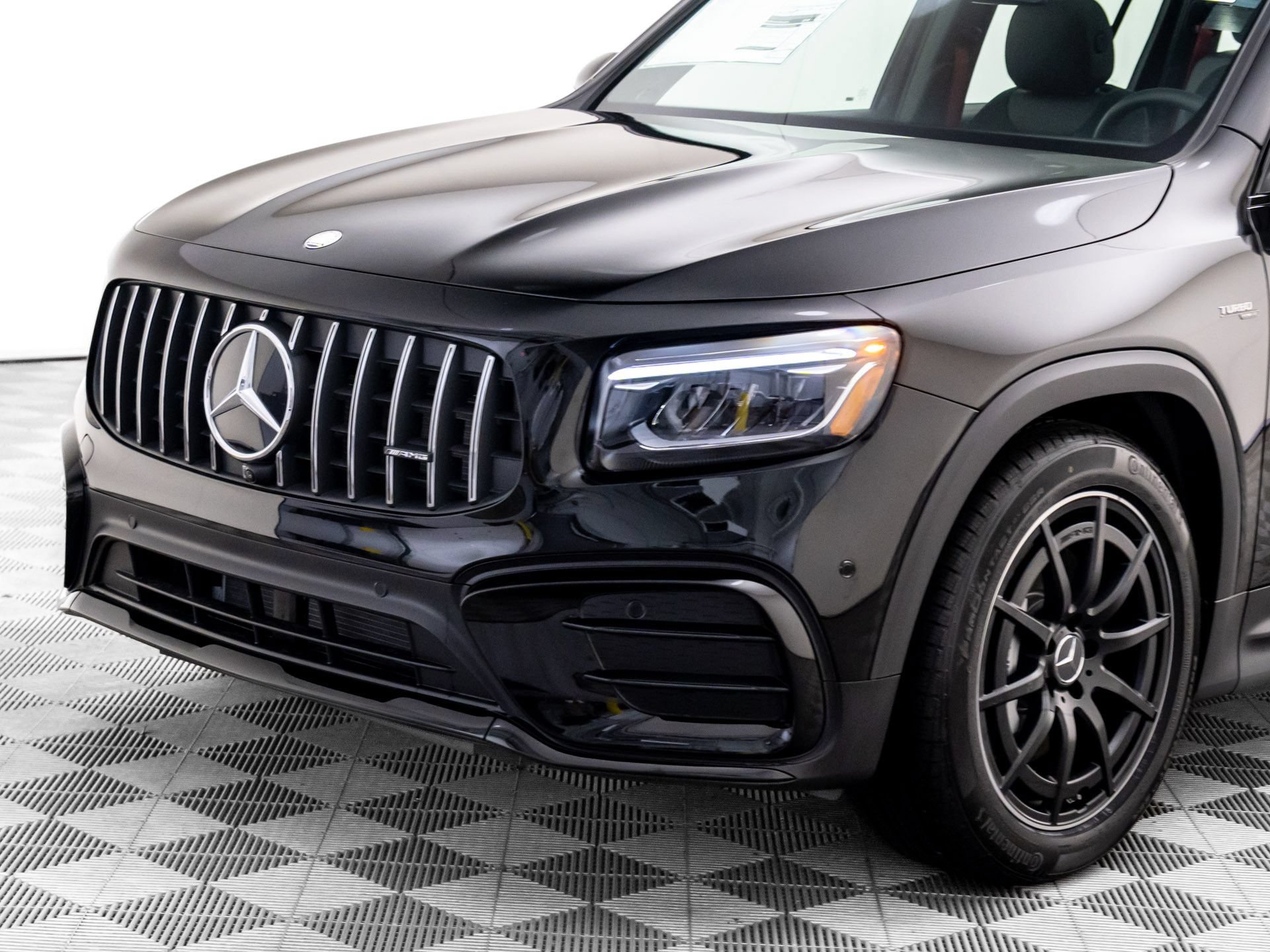 New 2026 Mercedes-Benz GLB 35 AMG 4MATIC image 40