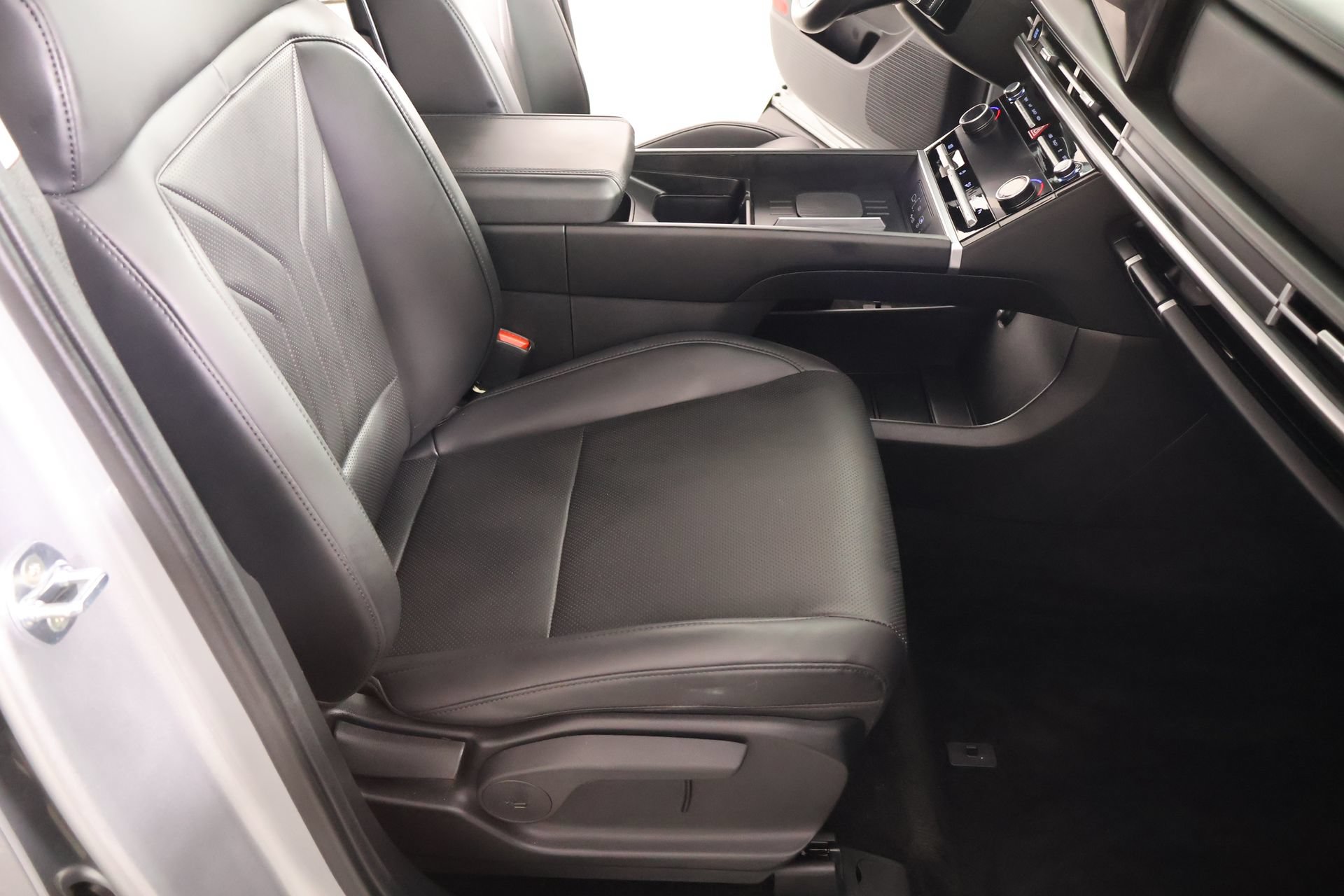 Certified 2026 Hyundai Santa Fe SEL FWD image 13