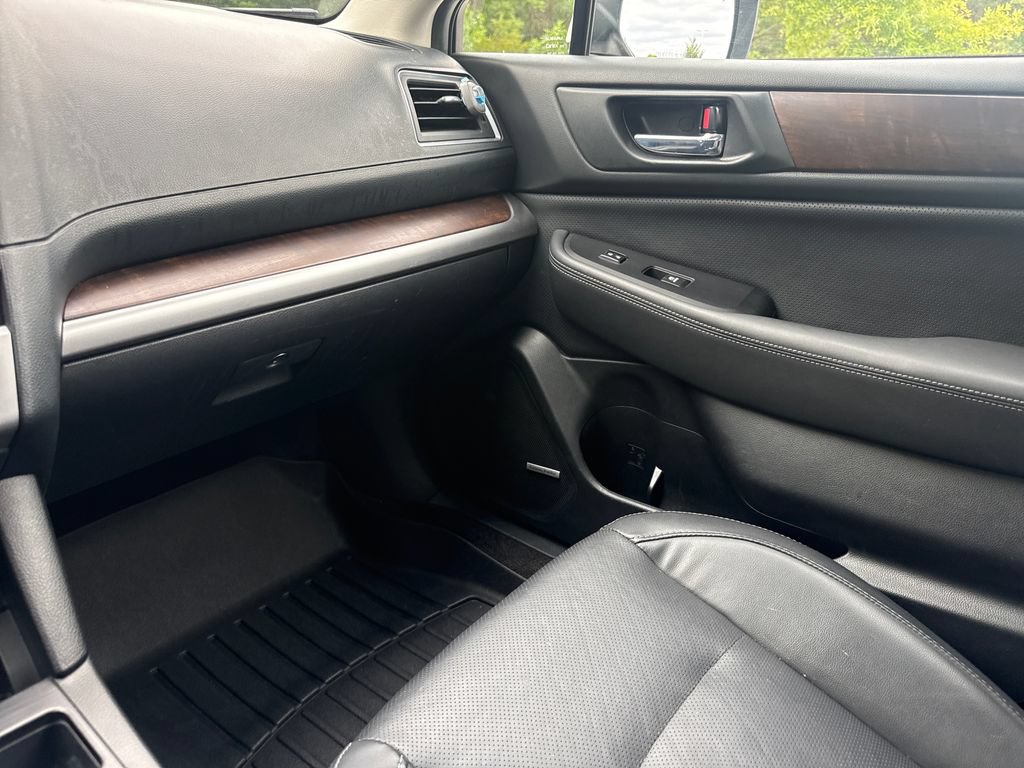 Used 2015 Subaru Outback 2.5i Limited AWD/4WD image 17