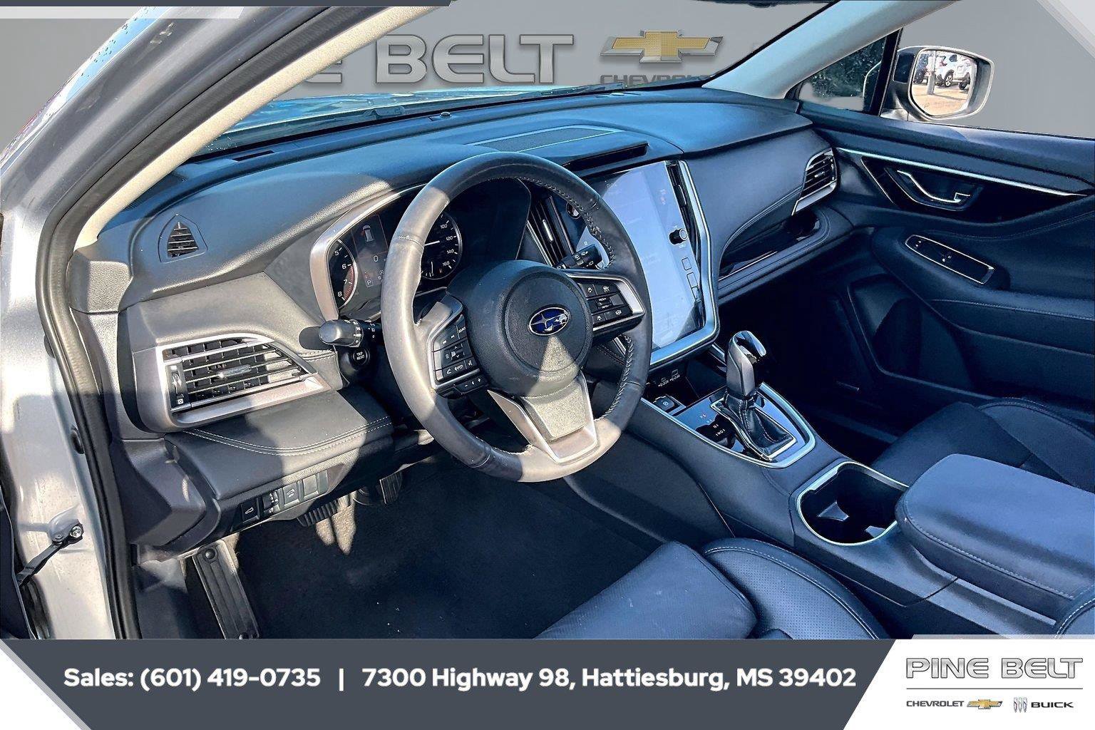 Used 2023 Subaru Outback Touring AWD/4WD image 12