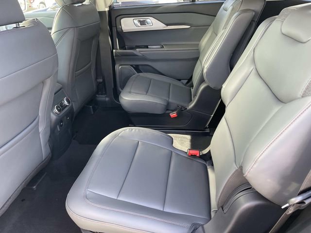 New 2026 Ford Explorer Active w/ Active Comfort Package RWD image 23
