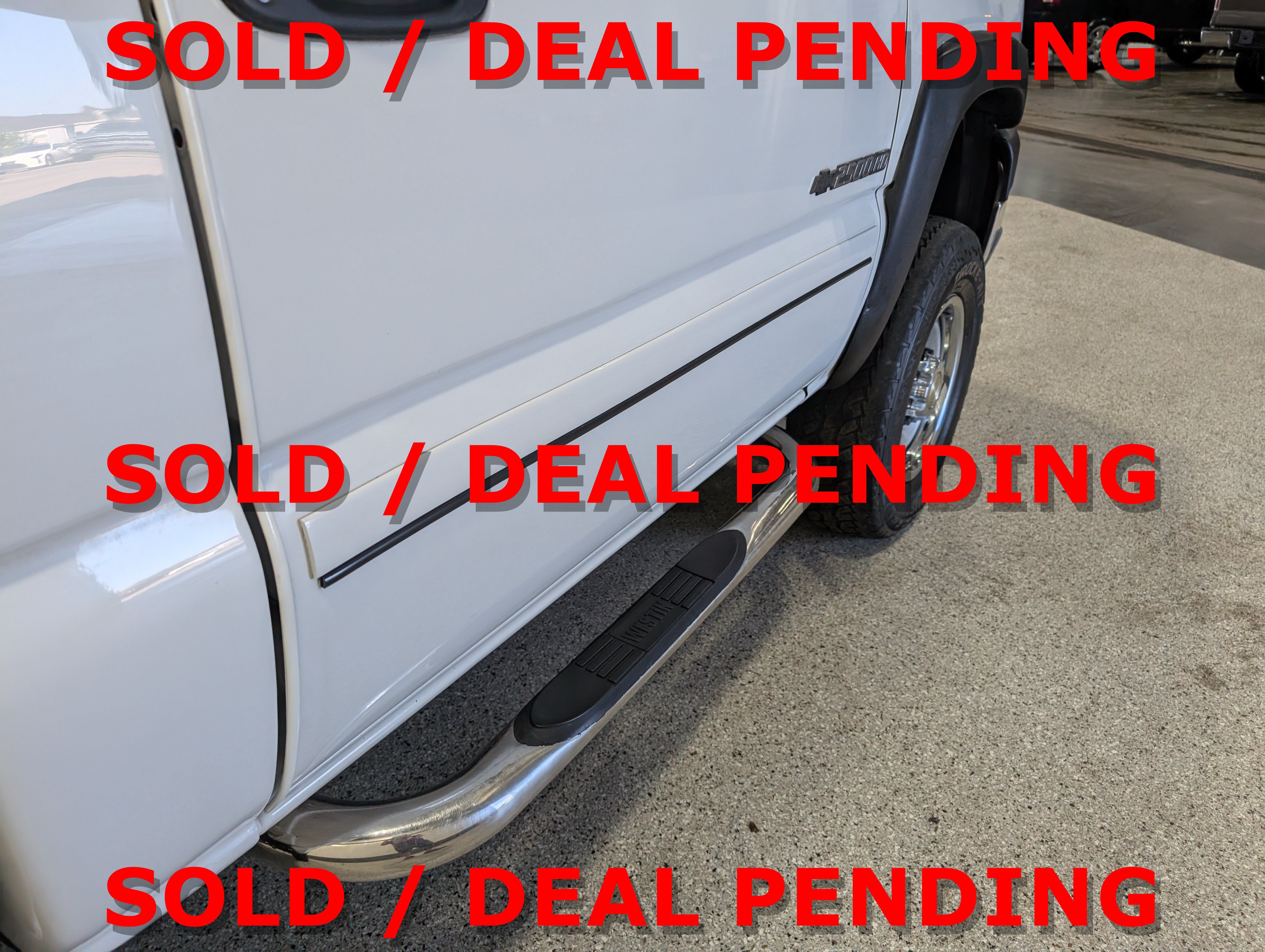 Used 2003 Chevrolet Silverado 2500 4x4 Regular Cab w/ Snow Plow Prep Package image 10
