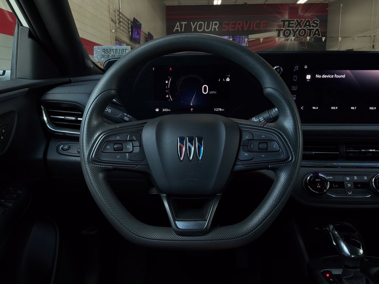 Used 2026 Buick Envista Sport Touring FWD image 33