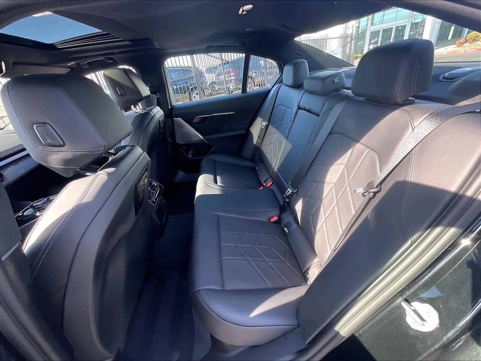 Used 2026 BMW 530i w/ Premium Package image 28