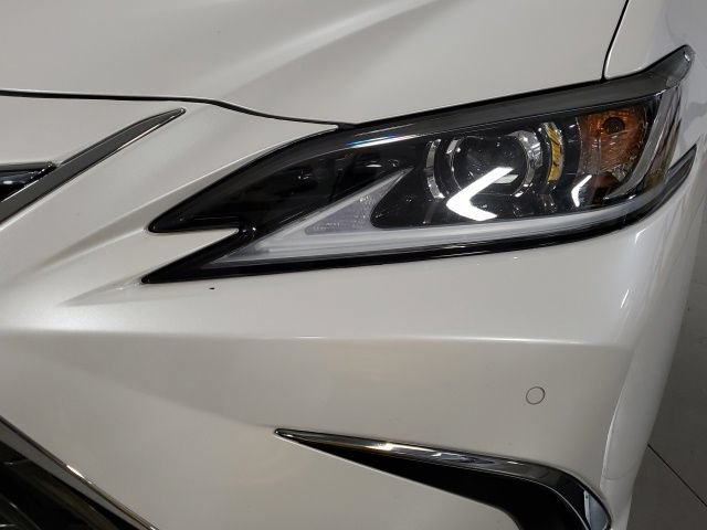 Used 2025 Lexus ES 350 w/ Premium Package FWD image 26