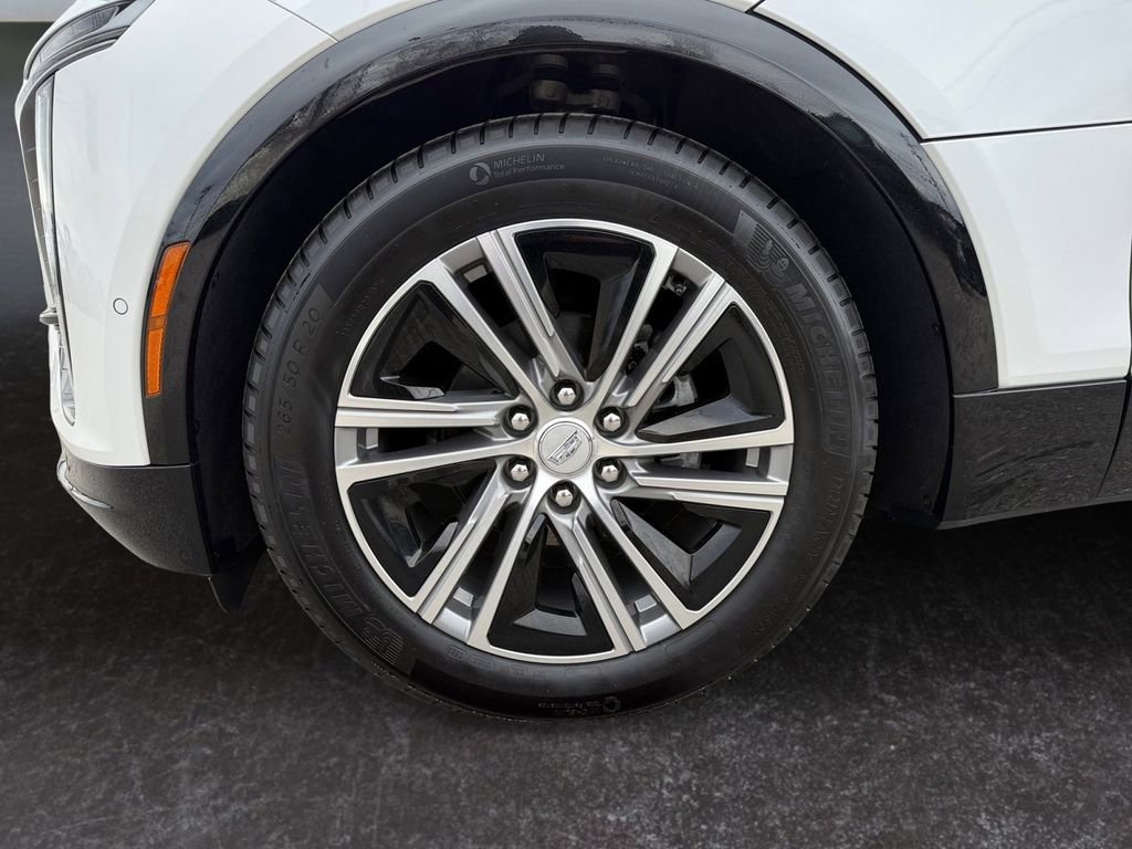 Used 2024 Cadillac Lyriq Luxury image 9