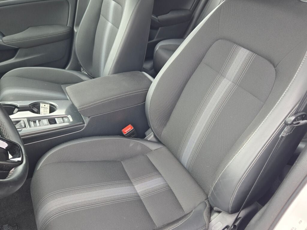 Used 2023 Honda Civic Sport image 16