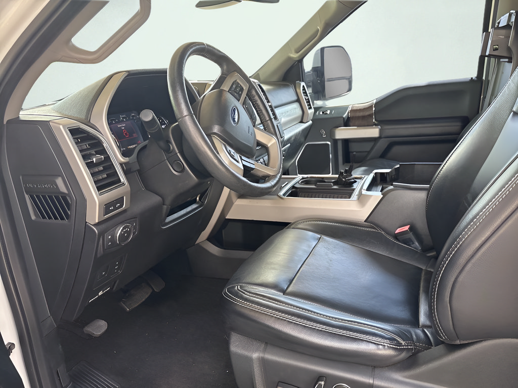 Used 2019 Ford F250 Lariat w/ Lariat Ultimate Package AWD/4WD image 5