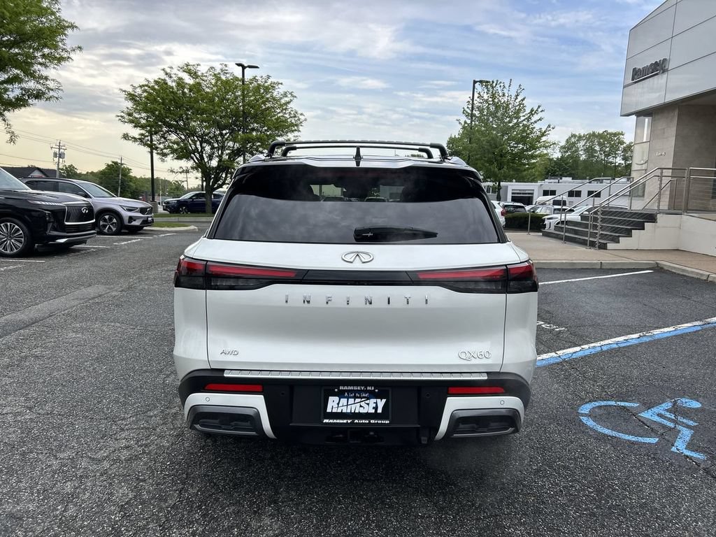 Certified 2023 INFINITI QX60 Autograph w/ Cargo Package AWD/4WD image 7