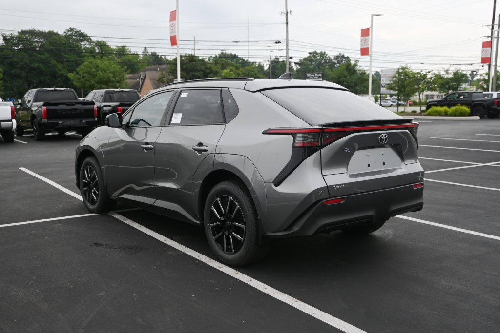 New 2026 Toyota bZ FWD image 5