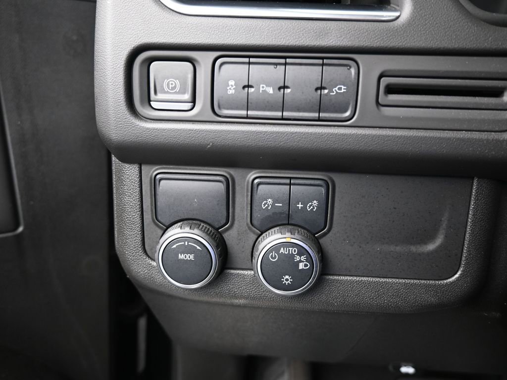 Used 2021 Chevrolet Tahoe RST w/ Rear Media and Nav Package image 34