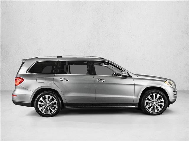 Used 2015 Mercedes-Benz GL 450 4MATIC image 4