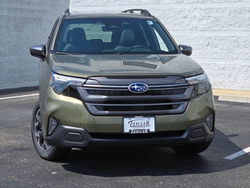 New 2026 Subaru Forester Premium AWD/4WD image 3