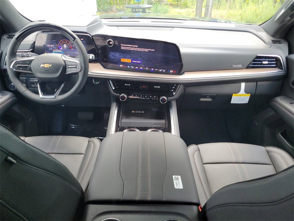 New 2025 Chevrolet Suburban High Country image 12