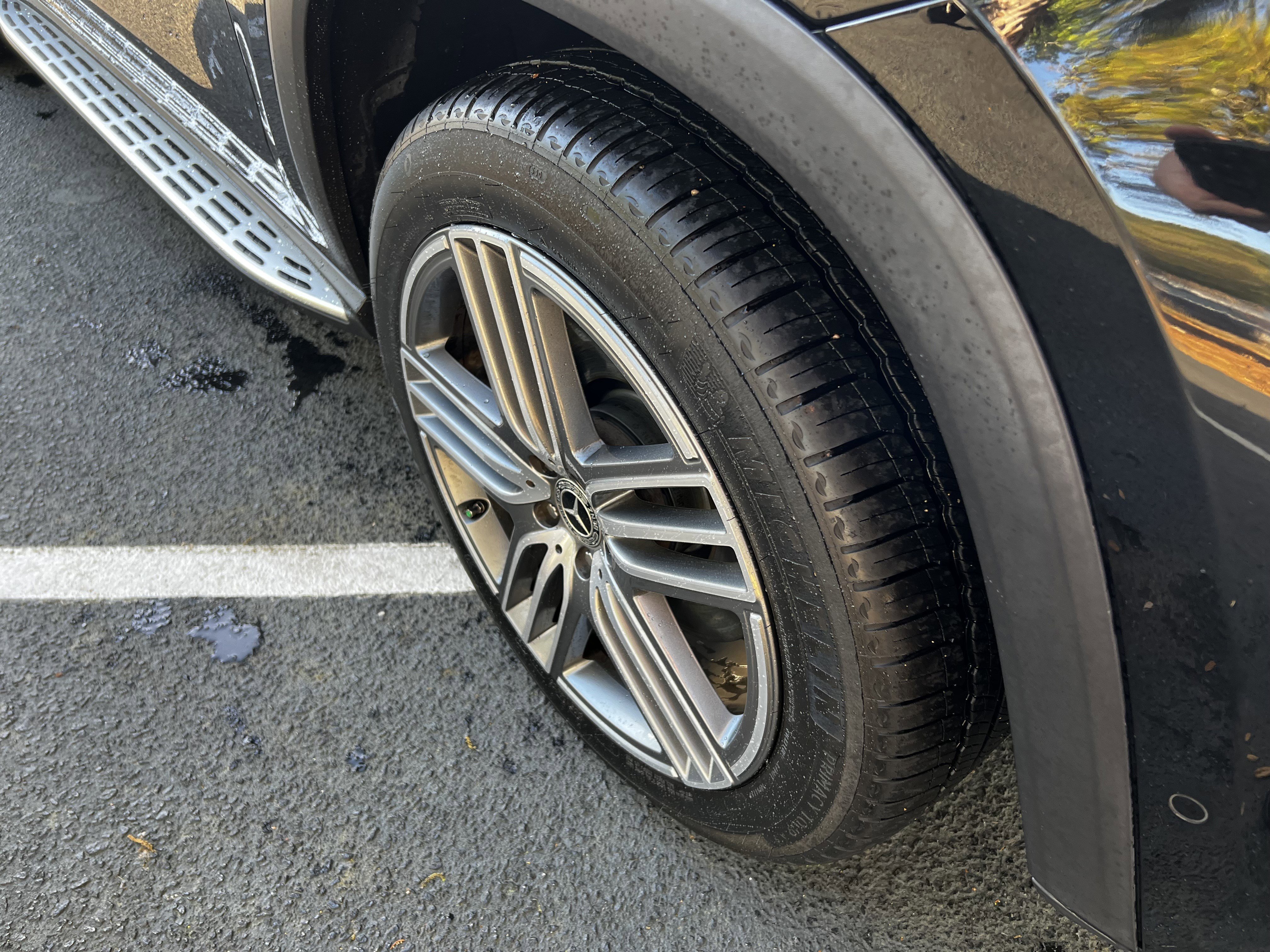 Used 2023 Mercedes-Benz GLS 450 4MATIC image 11
