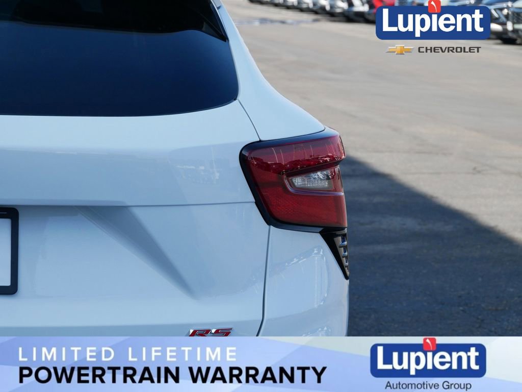 New 2026 Chevrolet Trax RS w/ Driver Confidence Package image 6