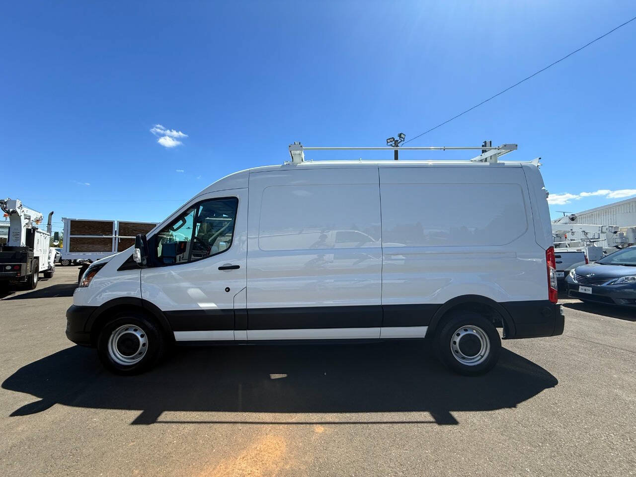 Used 2021 Ford Transit 150 Medium Roof w/ Interior Upgrade Package RWD image 5