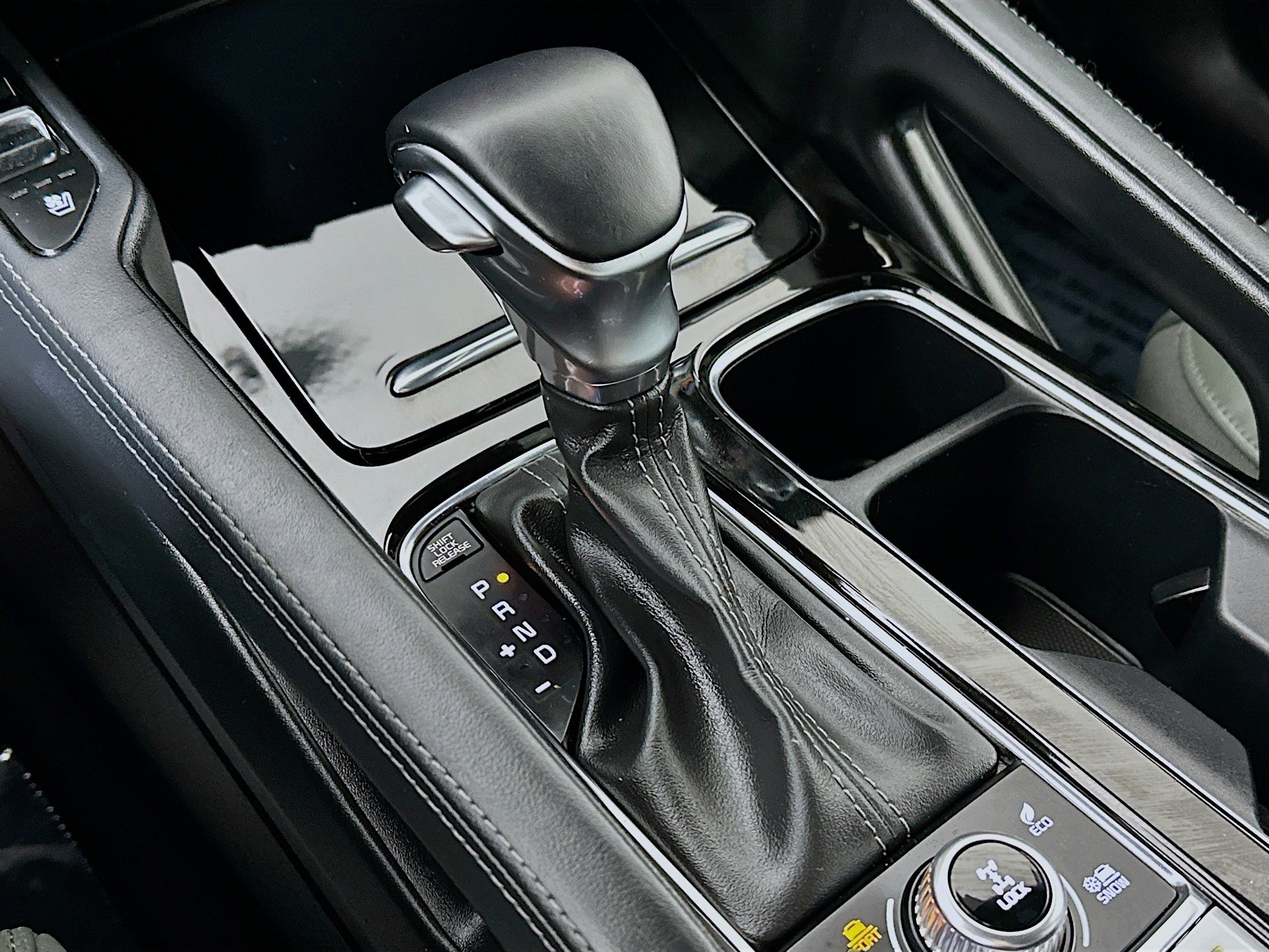 Certified 2023 Kia Telluride SX Prestige X-Line AWD/4WD image 17