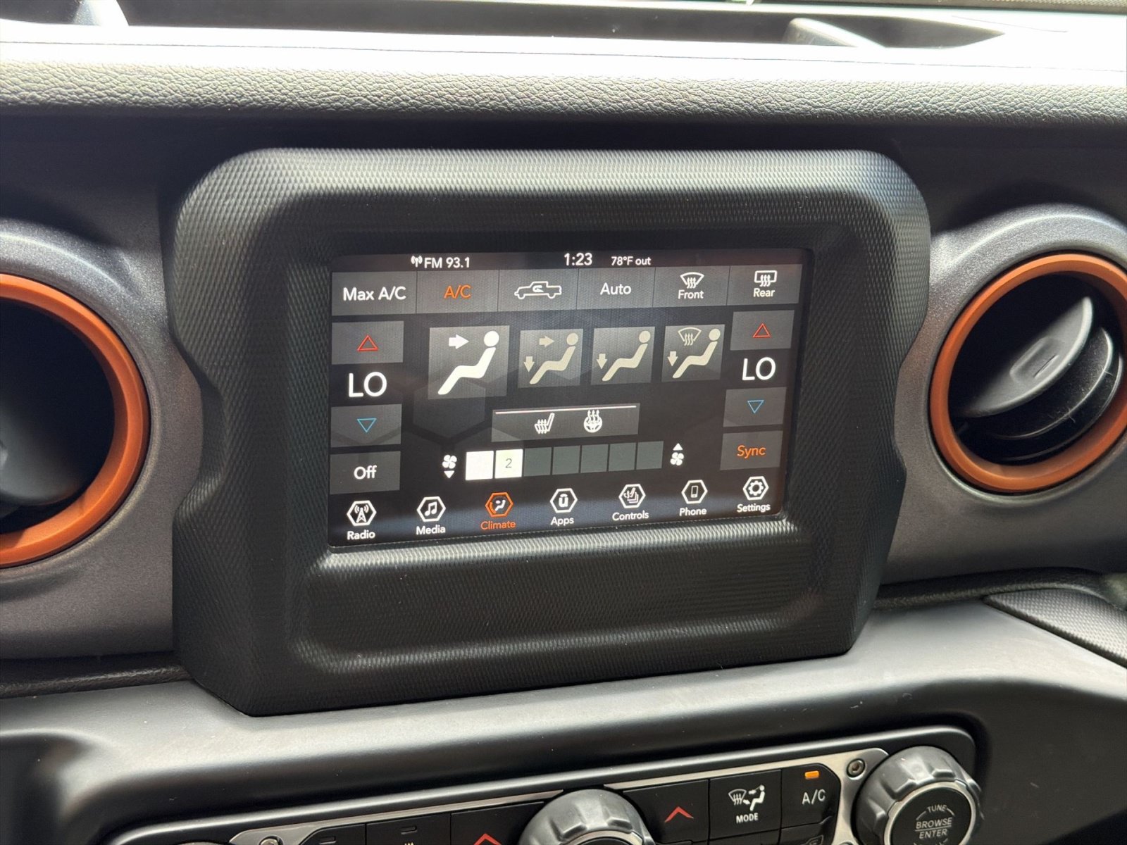 Used 2021 Jeep Gladiator Mojave w/ Cold Weather Group AWD/4WD image 20