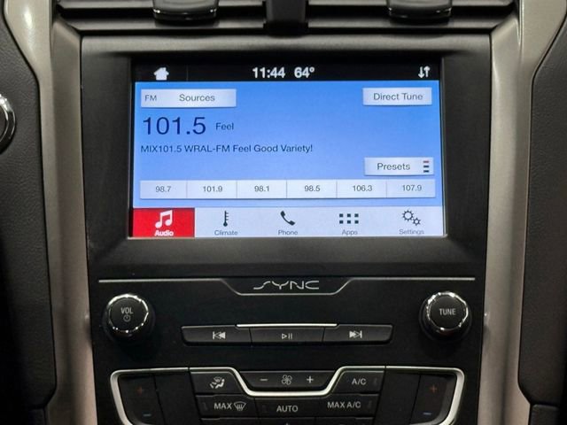 Used 2019 Ford Fusion SE image 23