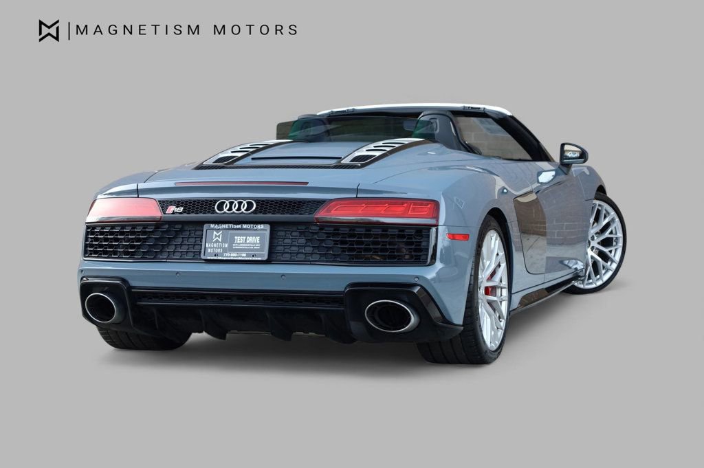 Used 2020 Audi R8 V10 w/ Carbon Exterior Package image 13