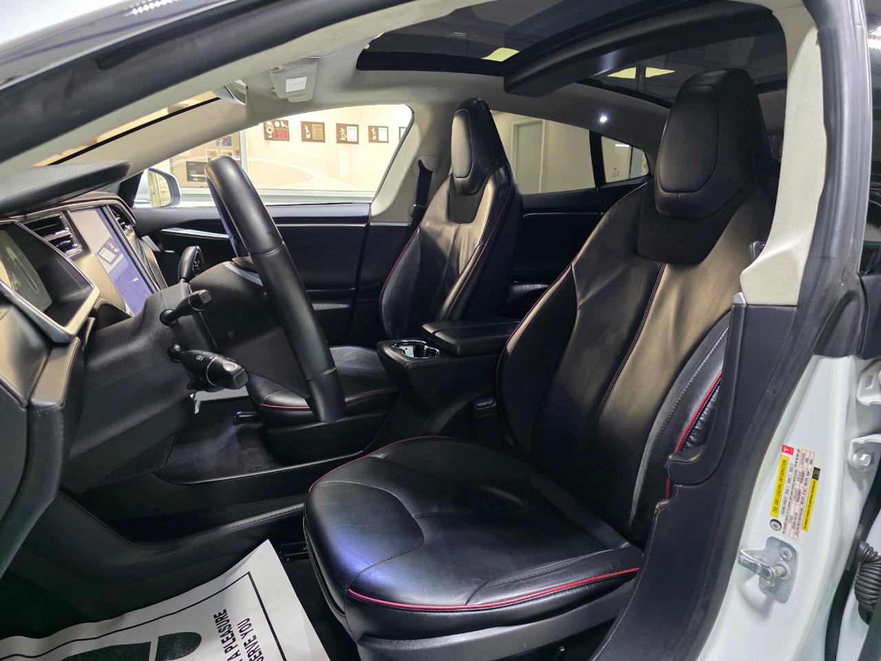 Used 2012 Tesla Model S Signature Performance RWD image 16