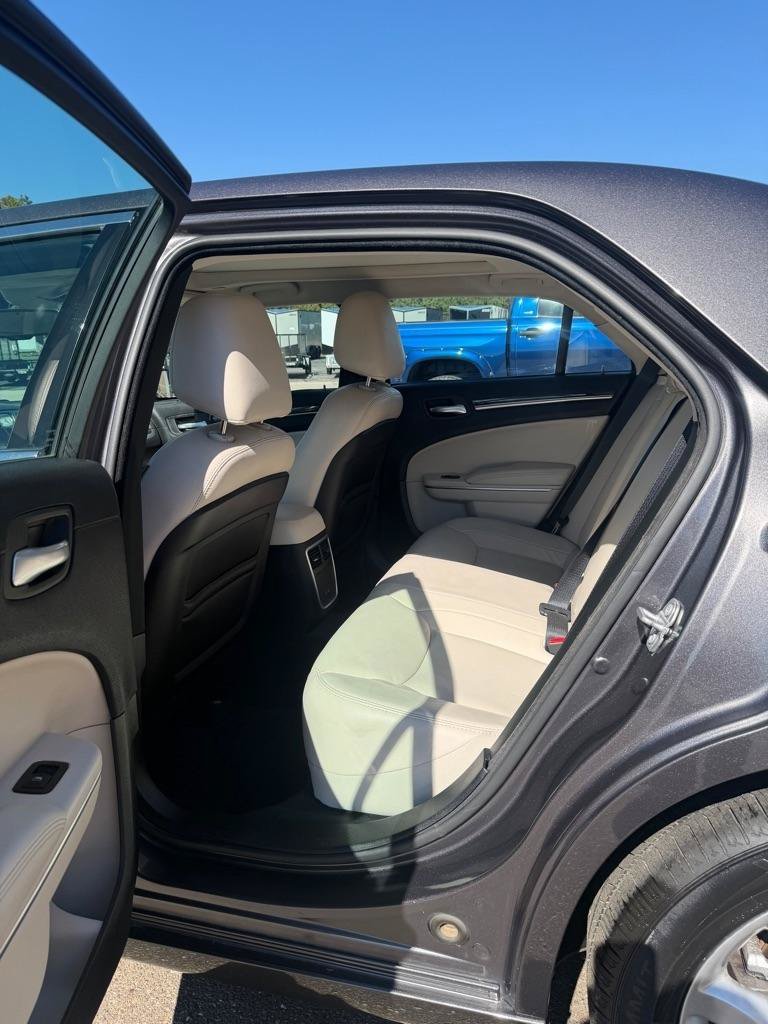 Used 2017 Chrysler 300 Limited w/ Value Package AWD/4WD image 14