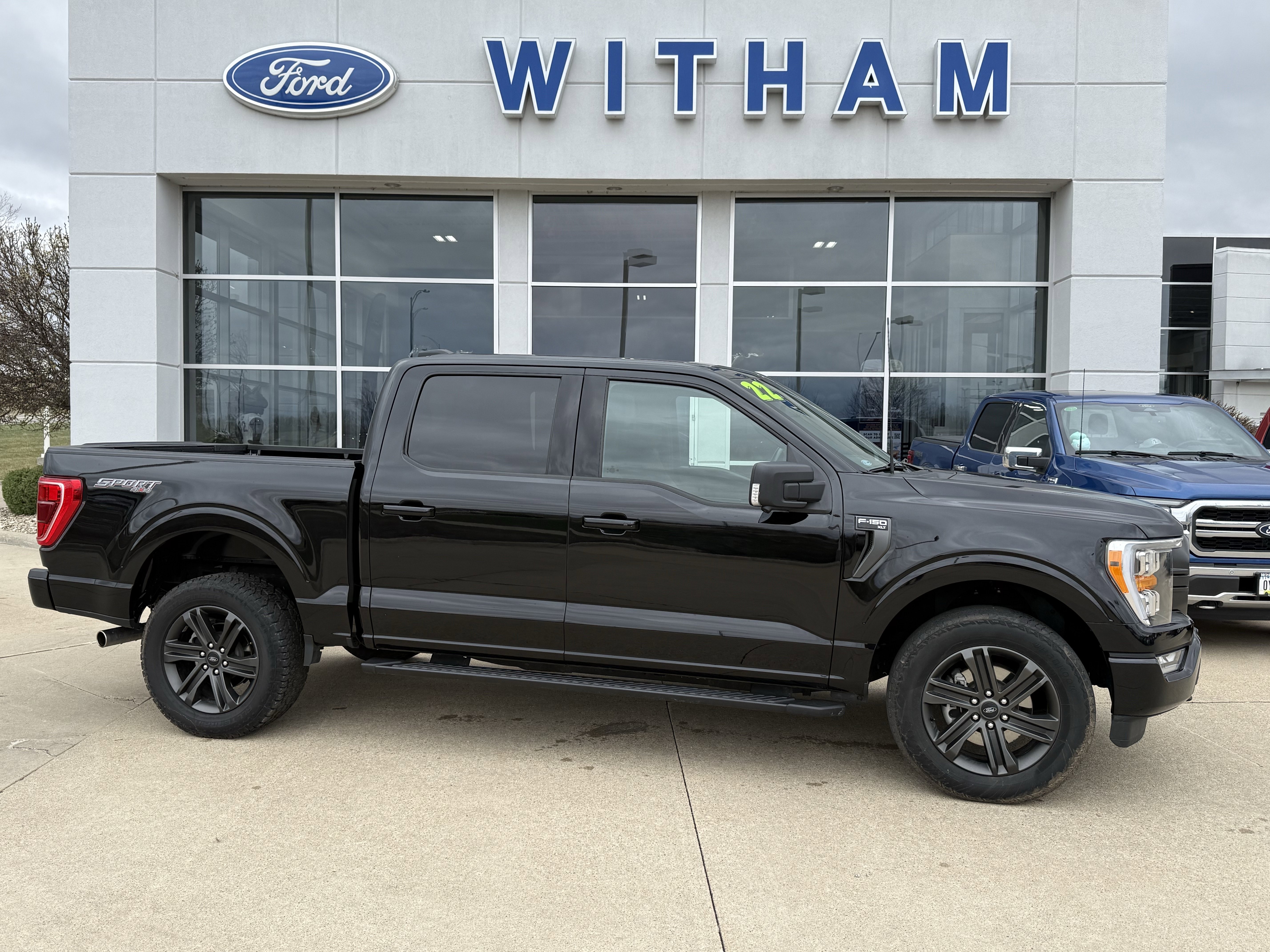 Used 2022 Ford F150 XLT w/ Equipment Group 302A High image 3