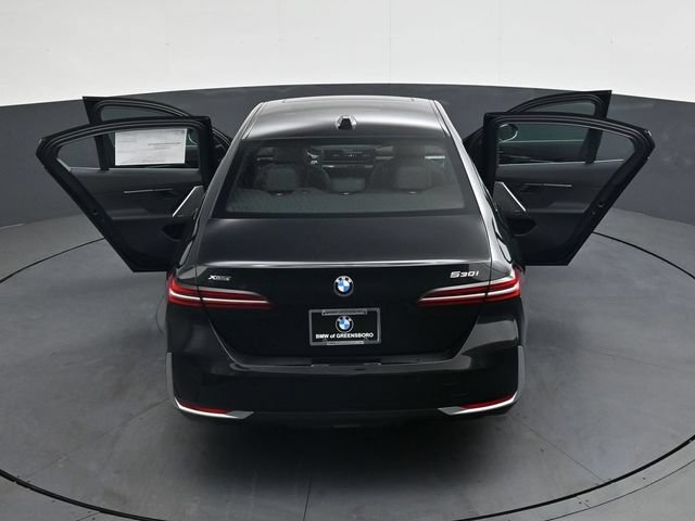 New 2027 BMW 530i xDrive w/ Premium Package AWD/4WD image 46