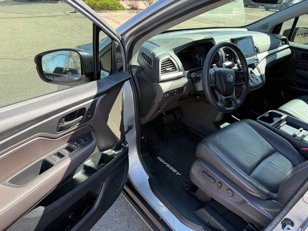 Used 2023 Honda Odyssey EX-L image 12