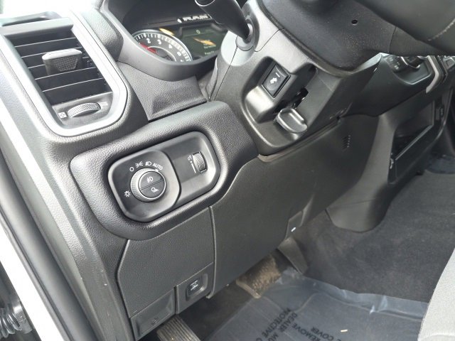 Used 2024 RAM 2500 Big Horn w/ Safety Group image 18