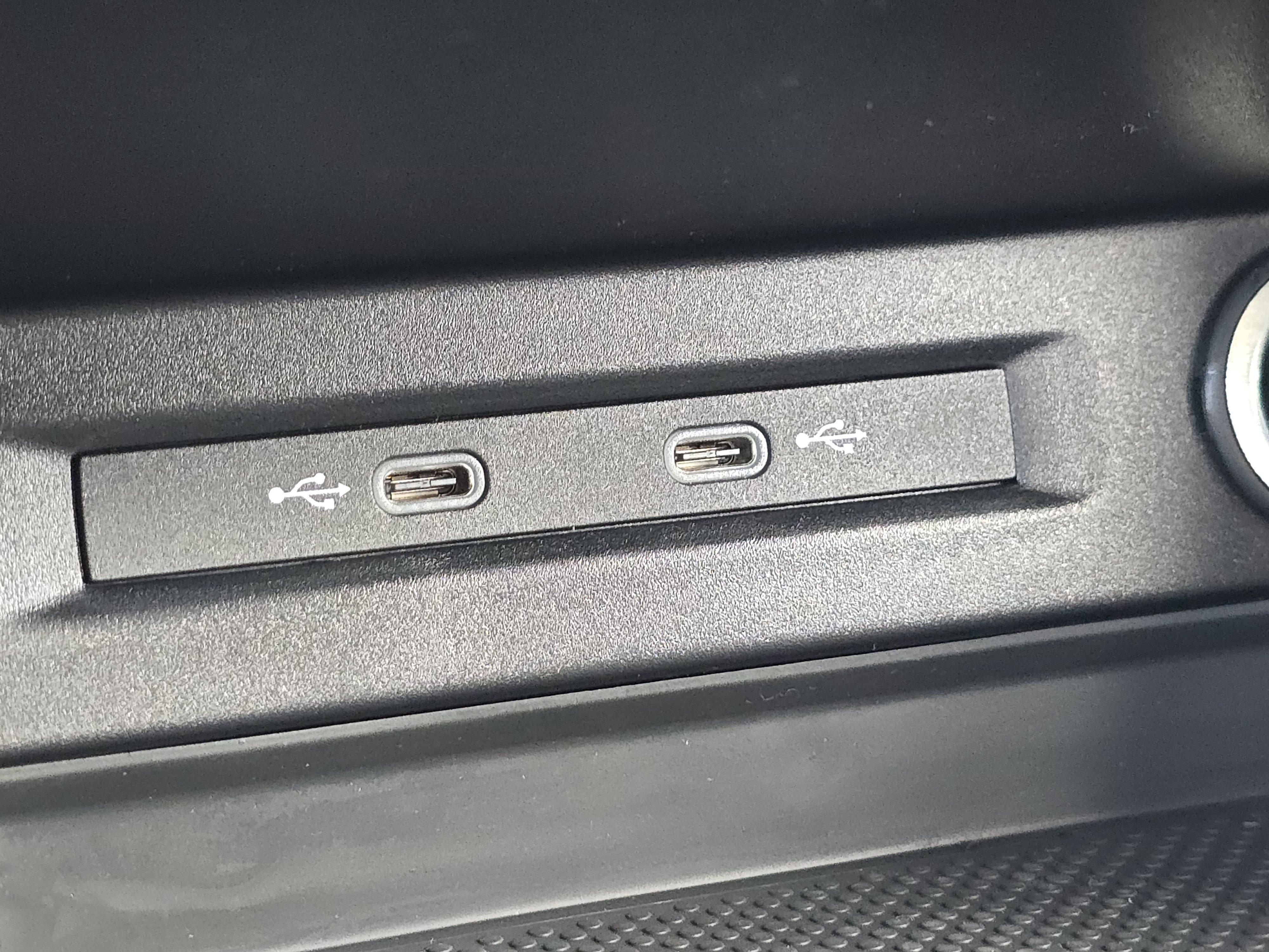 New 2025 Volkswagen Taos S image 25