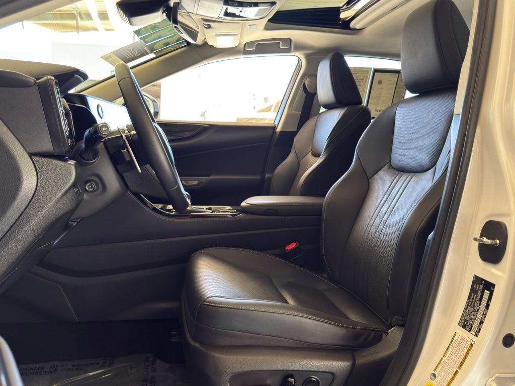 Certified 2024 Lexus NX 250 FWD w/ Premium Package image 17