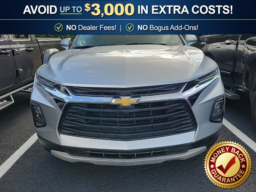 Used 2022 Chevrolet Blazer LT FWD image 2