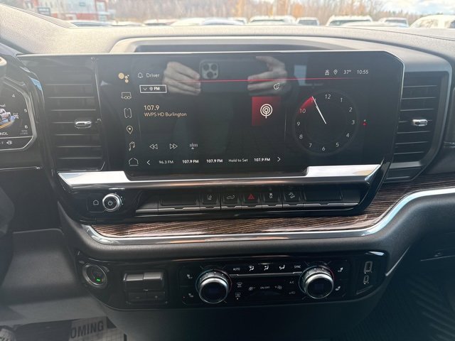 Used 2024 GMC Sierra 2500 SLE w/ SLE Convenience Package image 26