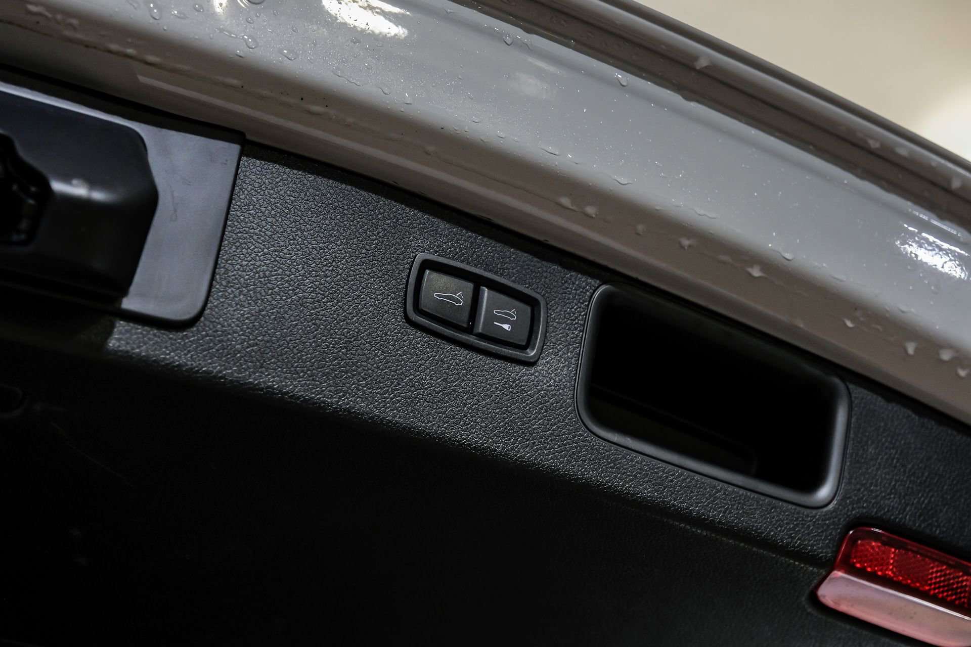 Used 2023 Porsche Macan AWD/4WD image 67