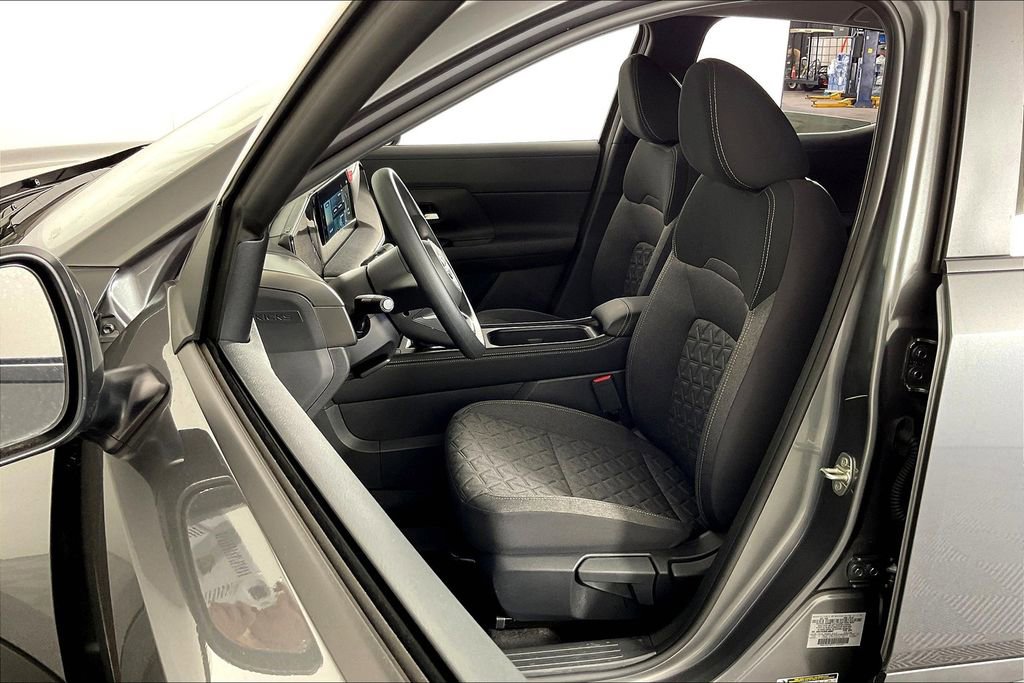 New 2025 Nissan Kicks SV w/ SV Premium Package image 14