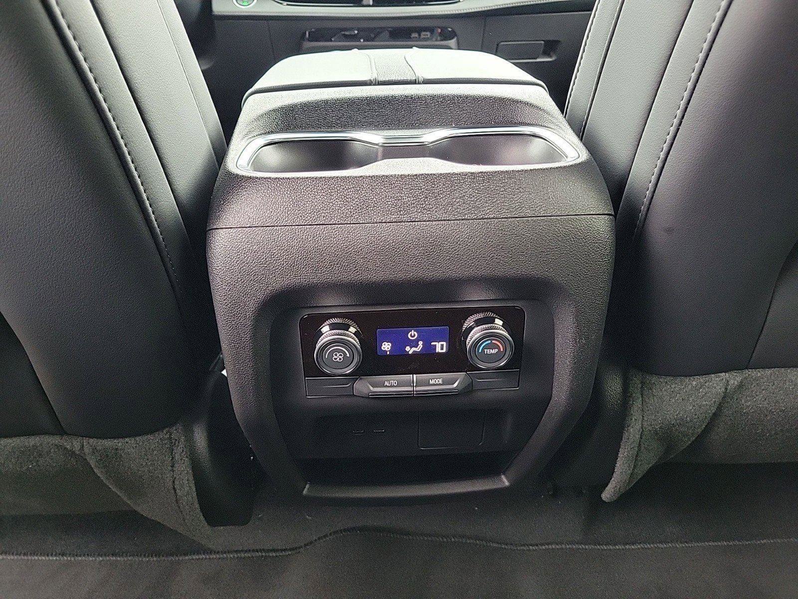 New 2026 Buick Enclave Preferred image 10